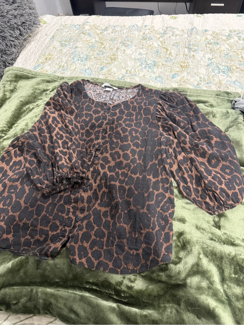 H&M Brown and Black Leopard Print Puff-Sleeve Blouse